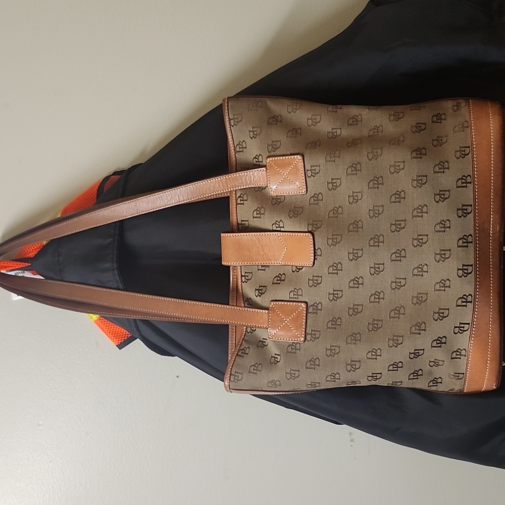 Dooney & Bourke Tan and Brown Tote Bag - Picture 2 of 4